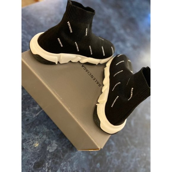 Balenciaga All Over Logo Sock Sneakers Kids EU 29-30/US 12-12.5 - Picture 6 of 10